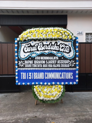 Papan Bunga Duka di Karang Baru